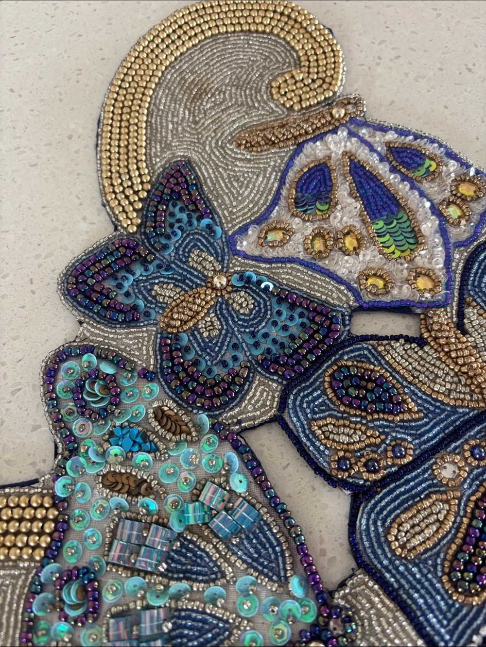 Kim Seybert 🦋table runner - Picture 5 of 12